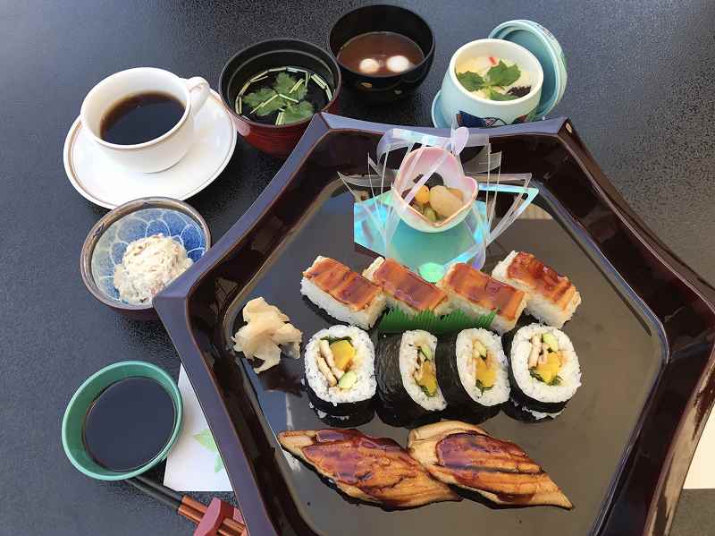 富木島寿司　まごわやさしい膳　孫は元気